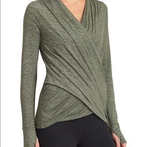 Athleta Odyssey wrap. Size medium.